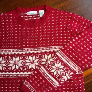 Croft &Barrow Sweater M Red Fair Isle Cozy Soft Nordic Snowflake Silk and Angora